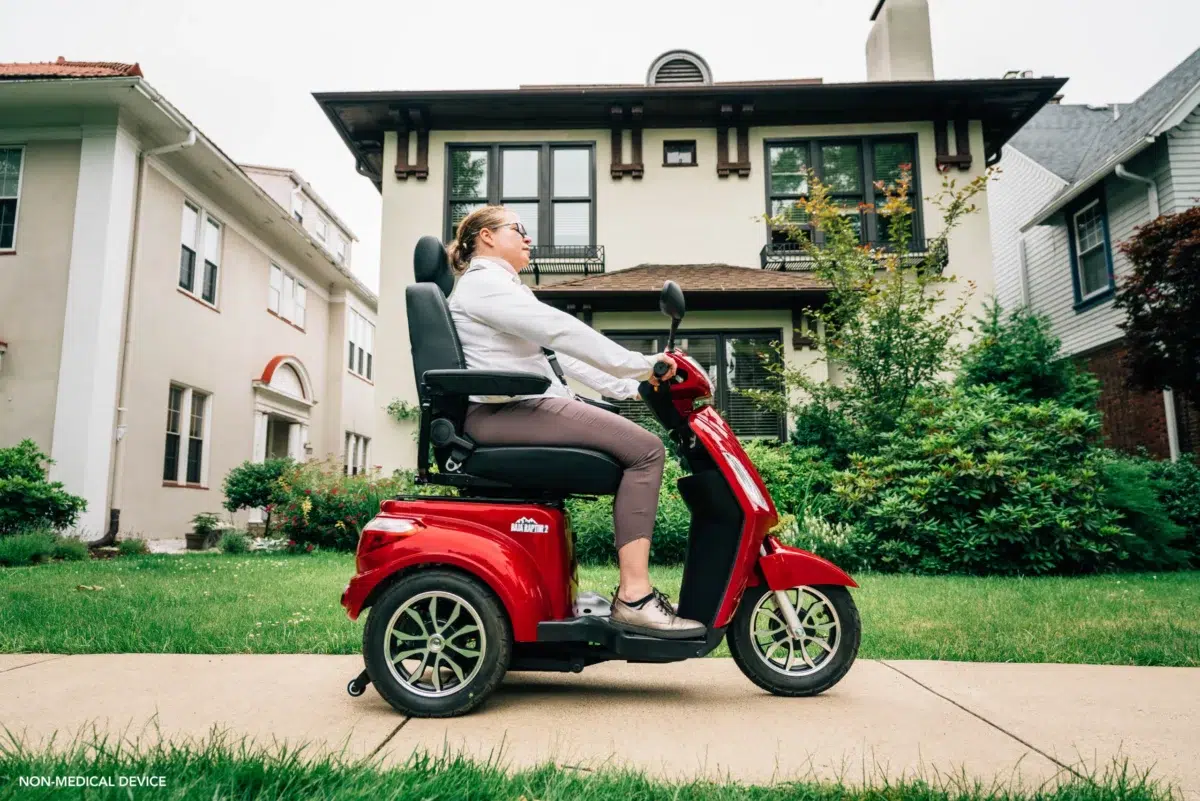 Baja Raptor 2 3-Wheel Recreational Scooter (Open Box) - Image 11