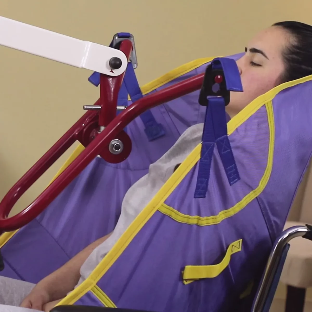 Clip Sling with Padded Leg & Head Support - Image 2